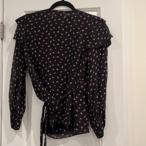 Black wrap blouse from Club Monaco - Picture 2 of 3